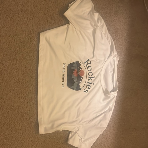 Graphic T-Shirts - Black and White - Picture 4 of 4